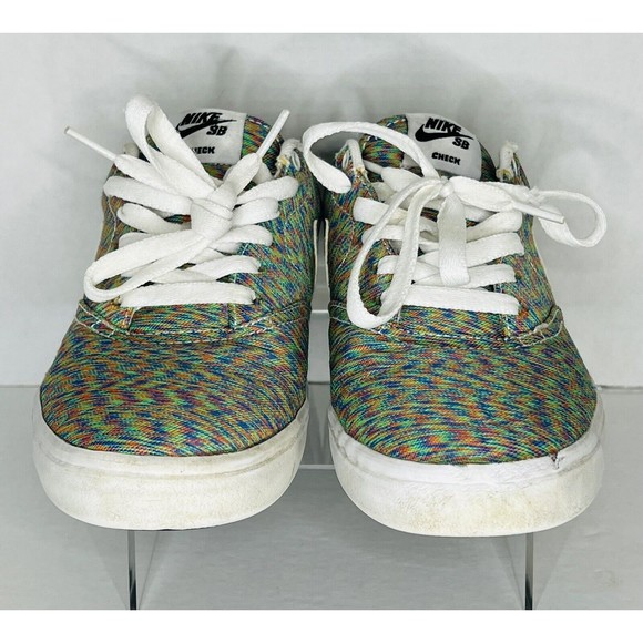 Nike SB Check Shoes - Picture 2 of 9